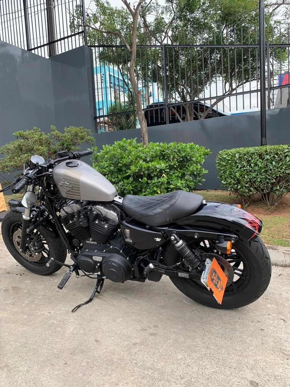 HARLEY-DAVIDSON SPORTSTER FORTY-EIGHT