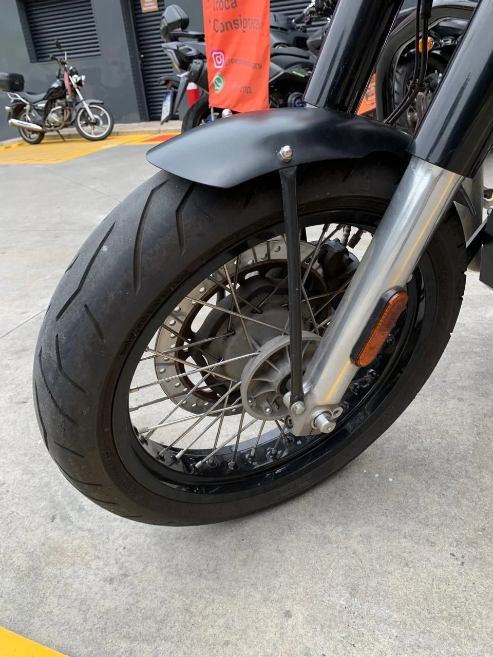 ROYAL ENFIELD CLASSIC 500