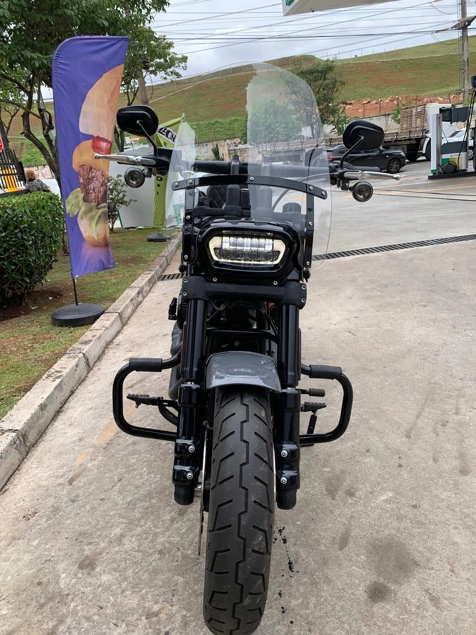 HARLEY-DAVIDSON SOFTAIL FAT BOB 114