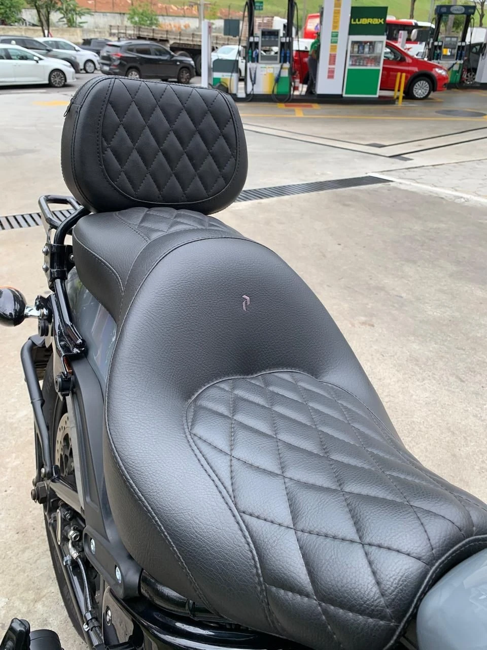 HARLEY-DAVIDSON SOFTAIL FAT BOB 114