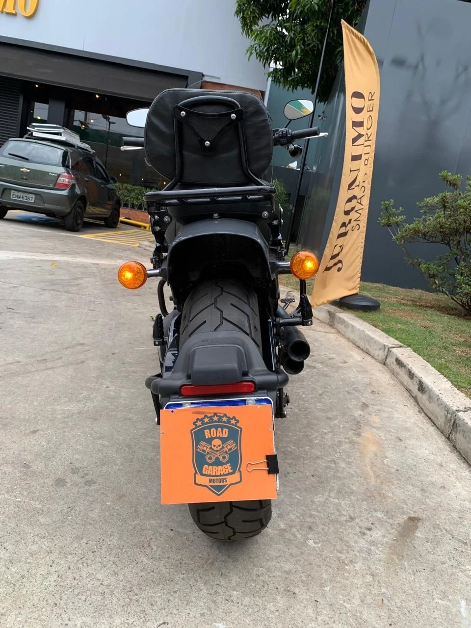 HARLEY-DAVIDSON SOFTAIL FAT BOB 114