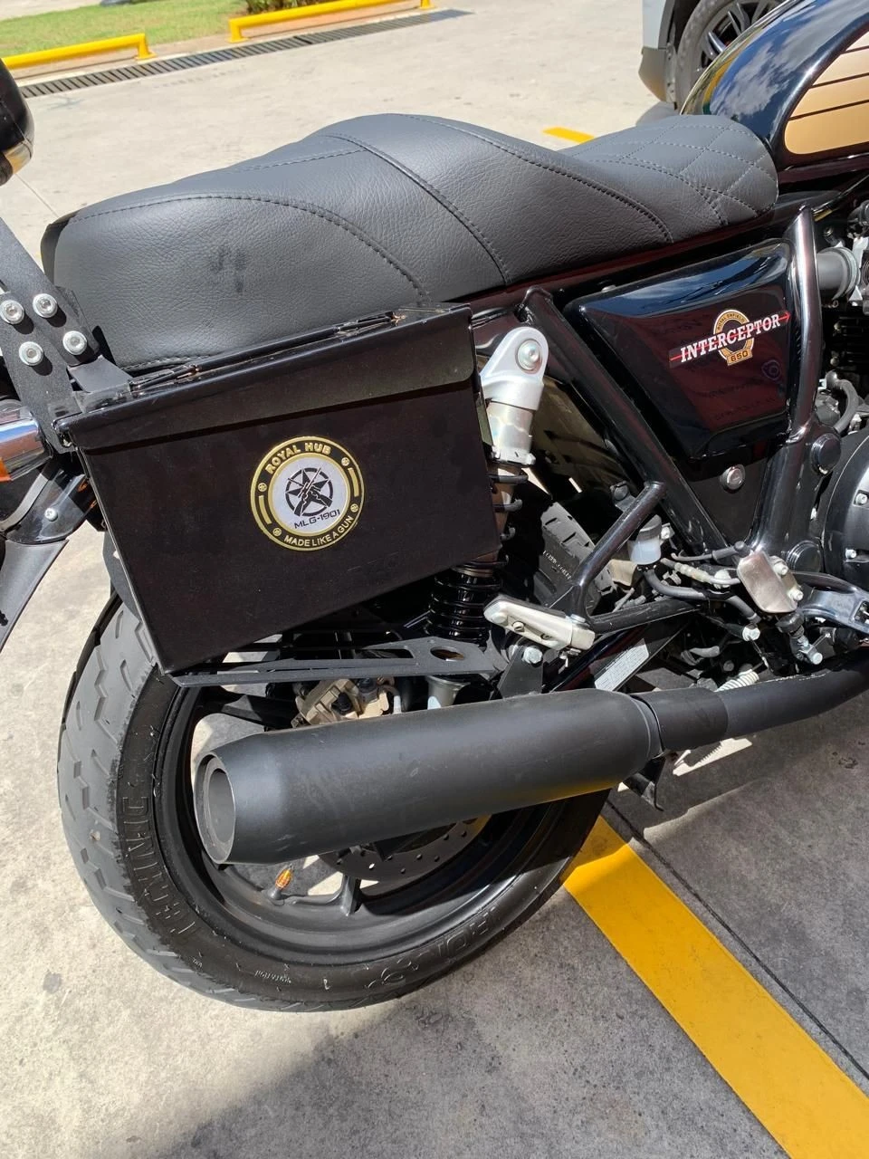ROYAL ENFIELD INTERCEPTOR 