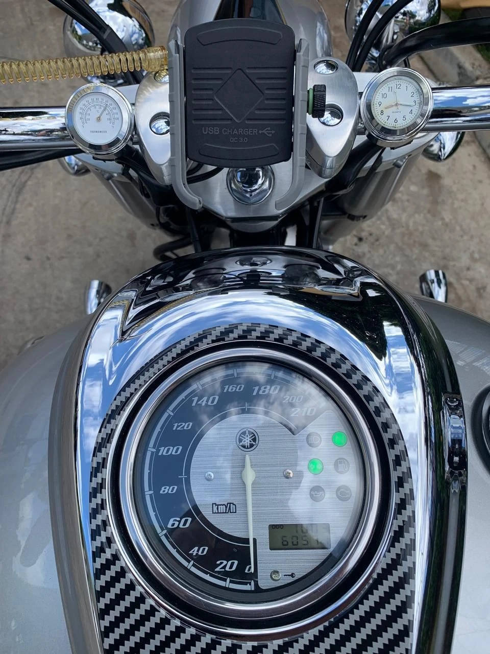 YAMAHA XVS 950A MIDNIGHT STAR