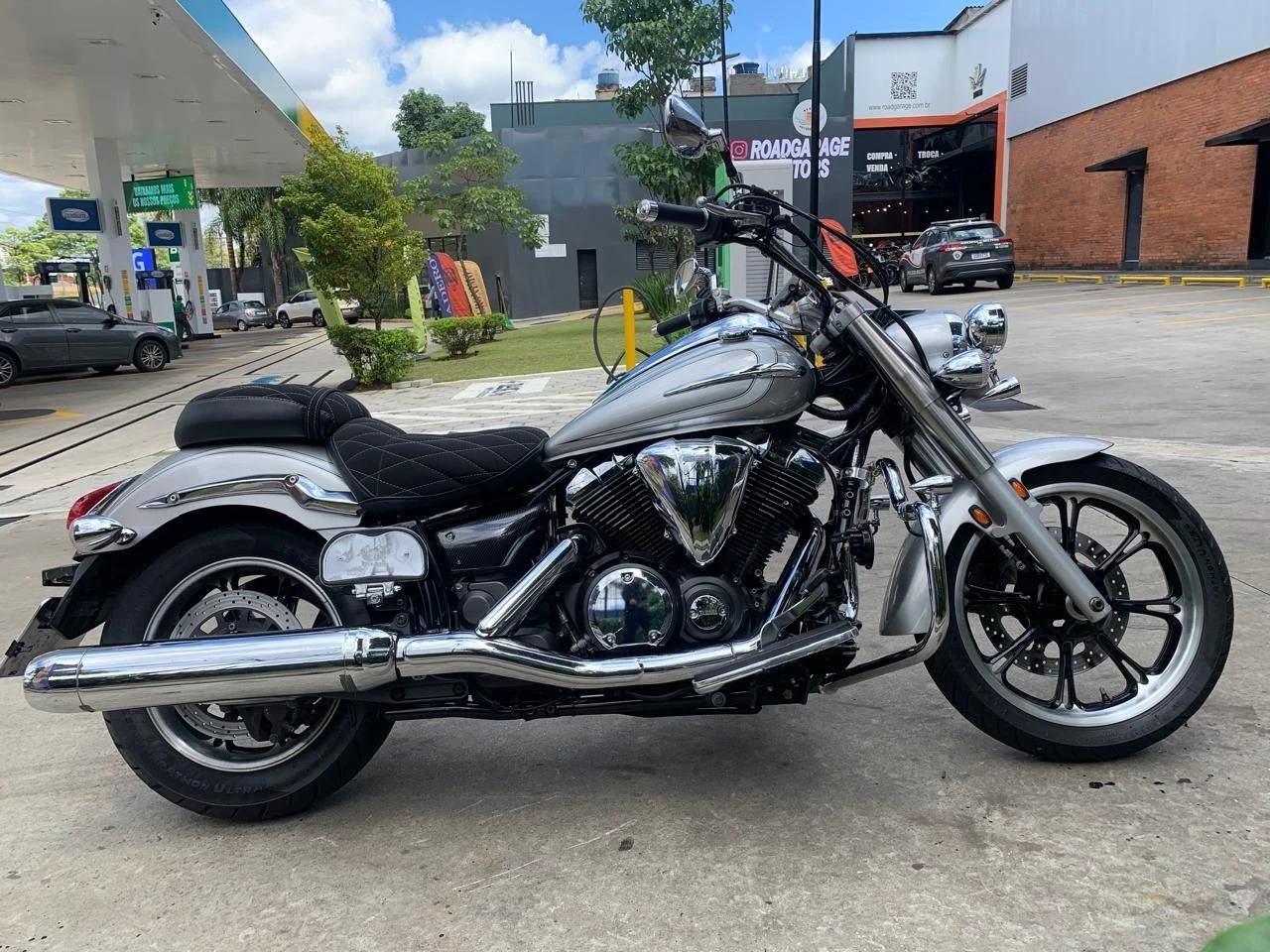 YAMAHA XVS 950A MIDNIGHT STAR