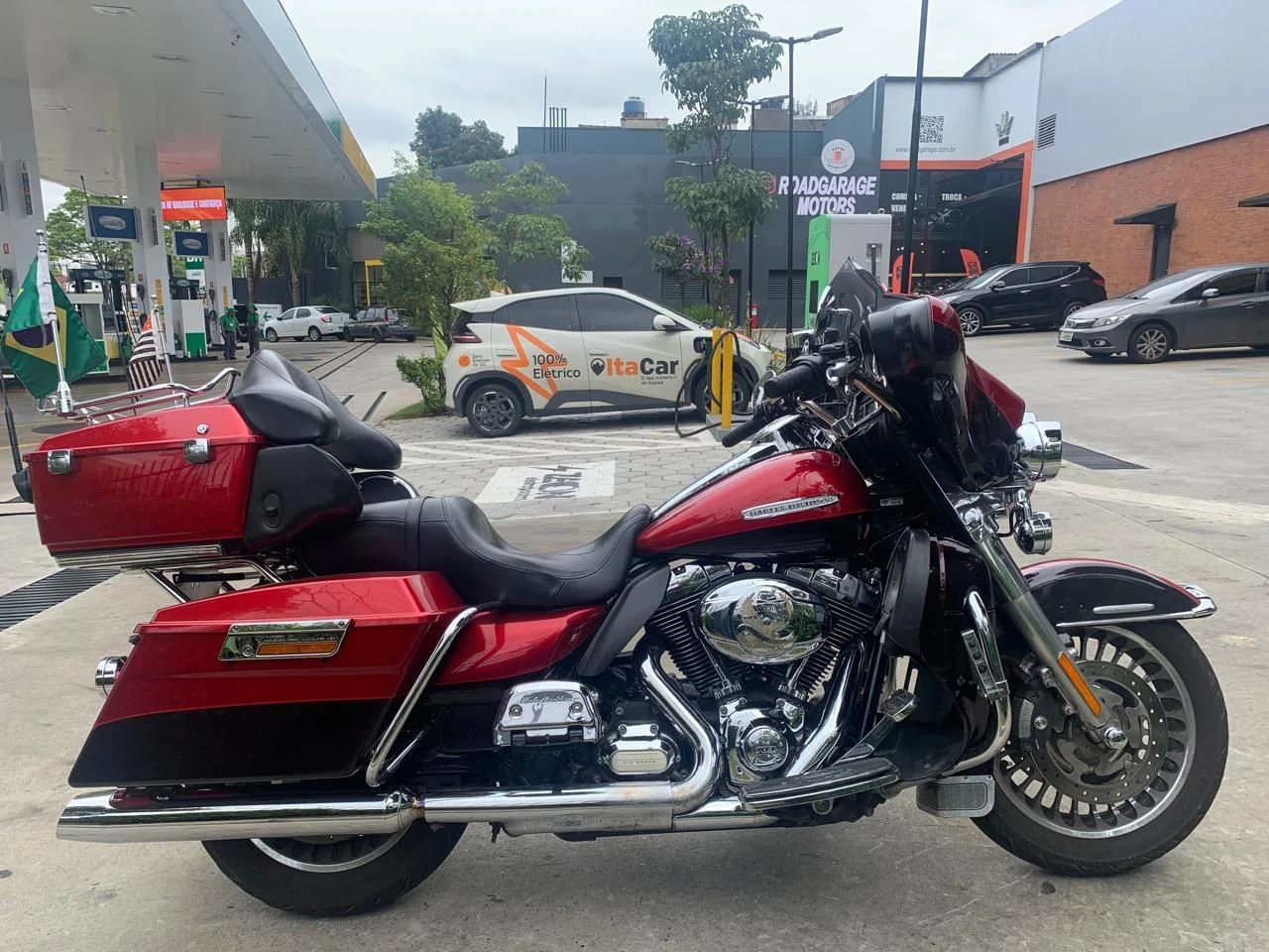 HARLEY-DAVIDSON ULTRA ELECTRA GLIDE CLASSIC