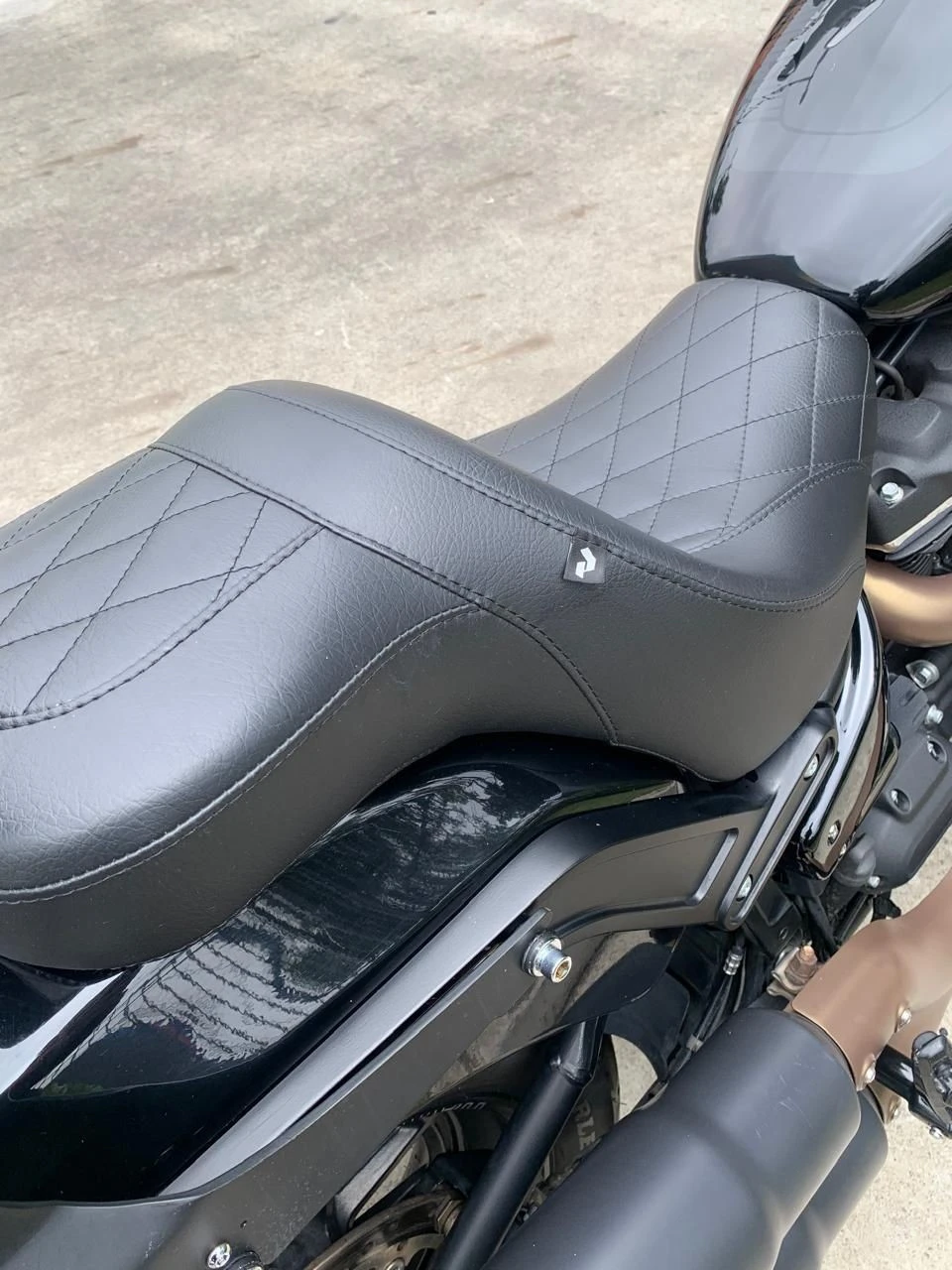 HARLEY-DAVIDSON SOFTAIL FAT BOB 114