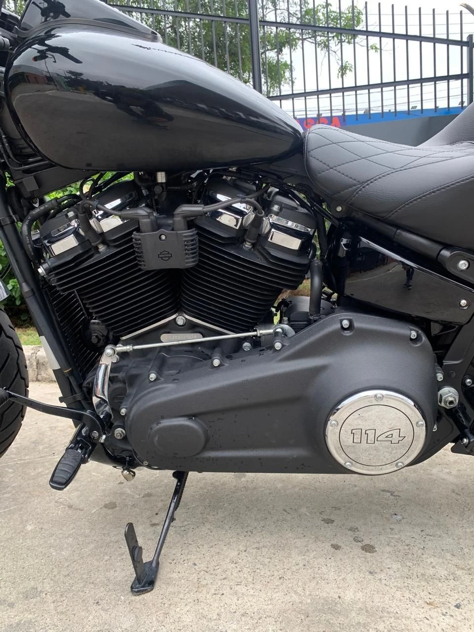 HARLEY-DAVIDSON SOFTAIL FAT BOB 114