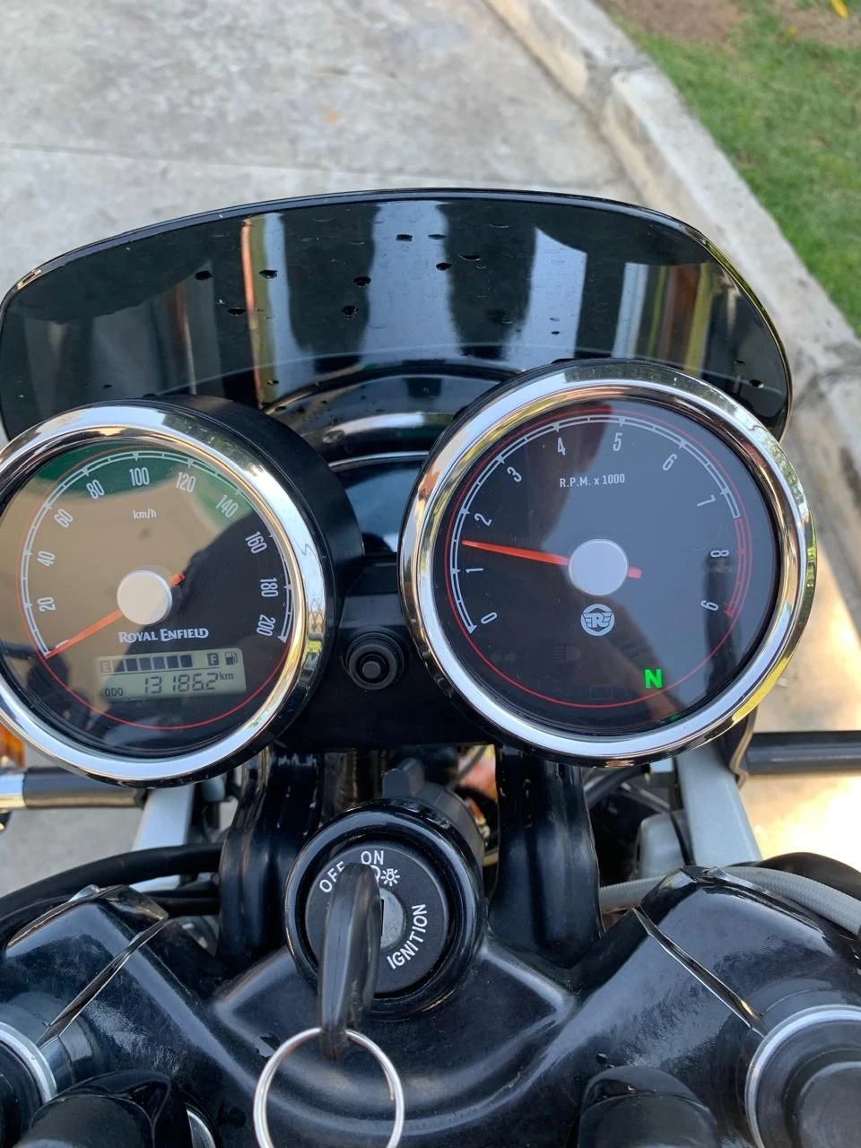 ROYAL ENFIELD INTERCEPTOR 