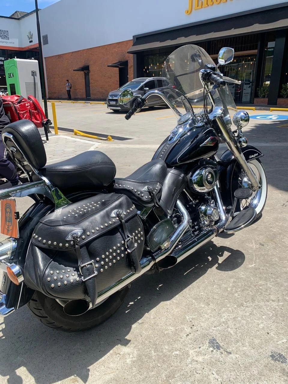 HARLEY-DAVIDSON HERITAGE SOFTAIL CLASSIC