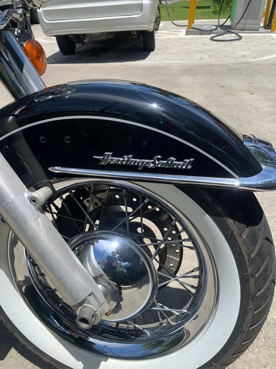 HARLEY-DAVIDSON HERITAGE SOFTAIL CLASSIC