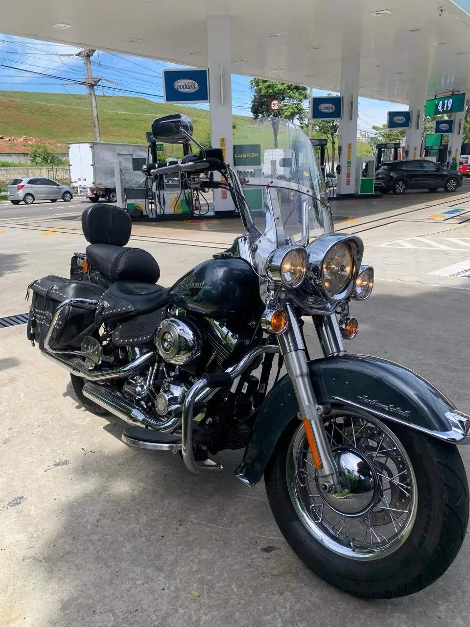 HARLEY-DAVIDSON HERITAGE SOFTAIL CLASSIC