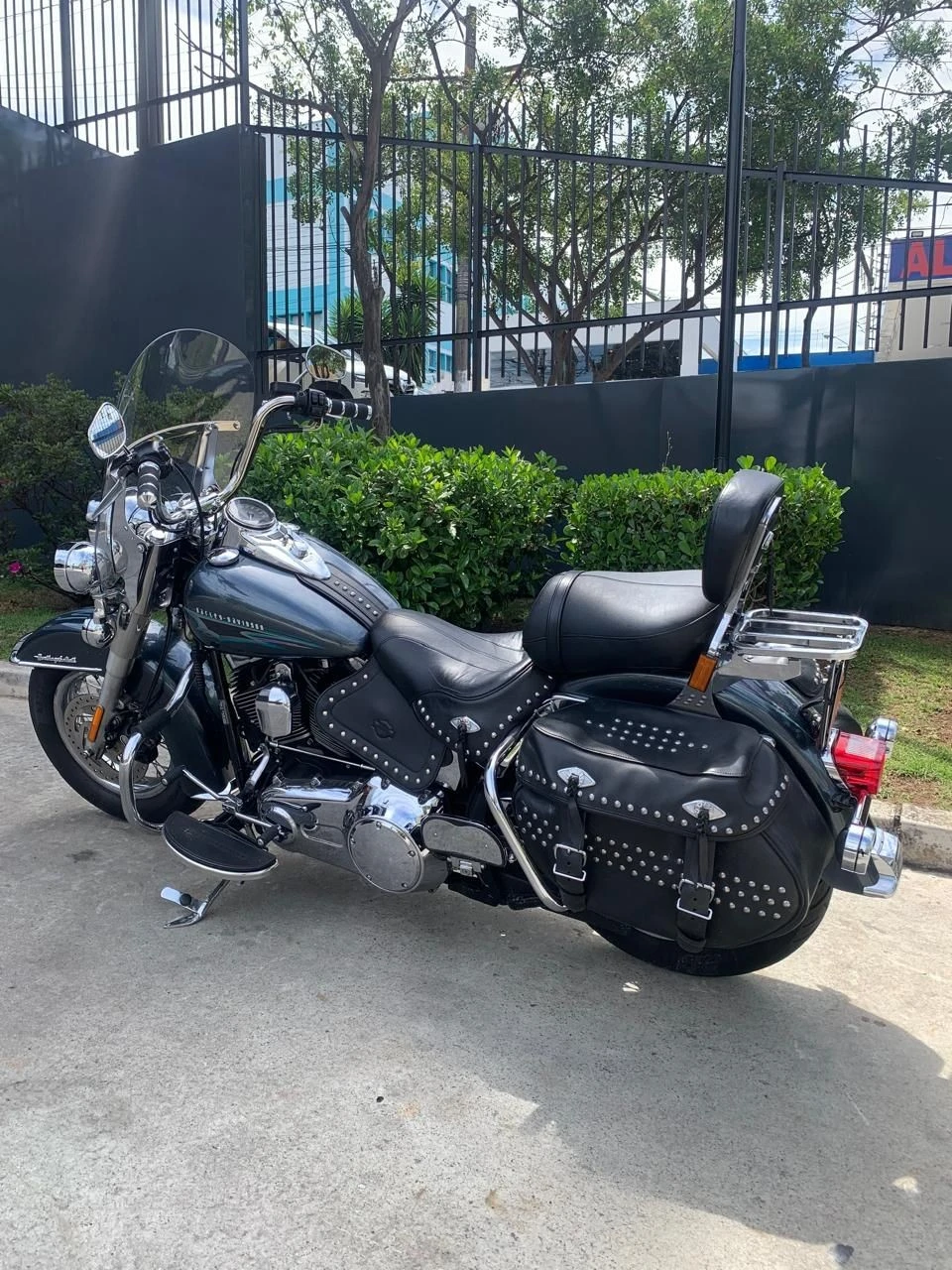 HARLEY-DAVIDSON HERITAGE SOFTAIL CLASSIC