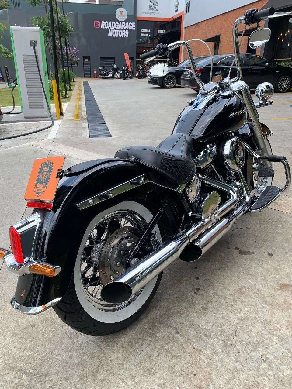 HARLEY-DAVIDSON SOFTAIL DELUXE