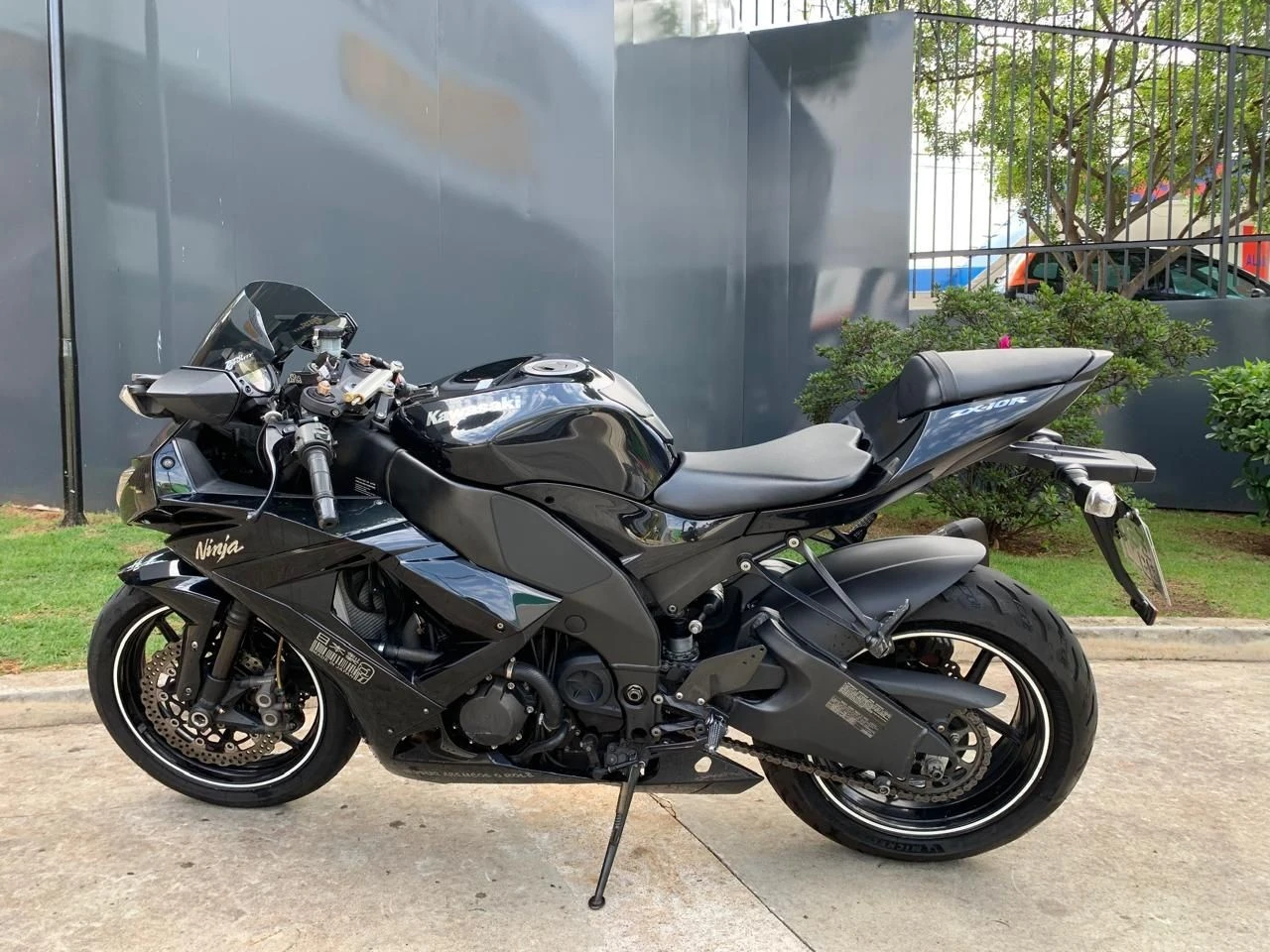 KAWASAKI NINJA ZX-10R
