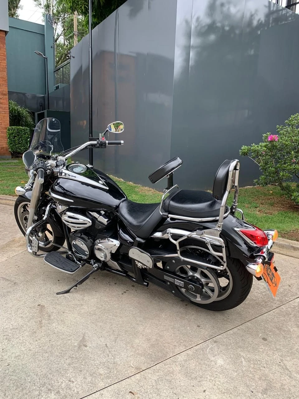 YAMAHA XVS 950A MIDNIGHT STAR