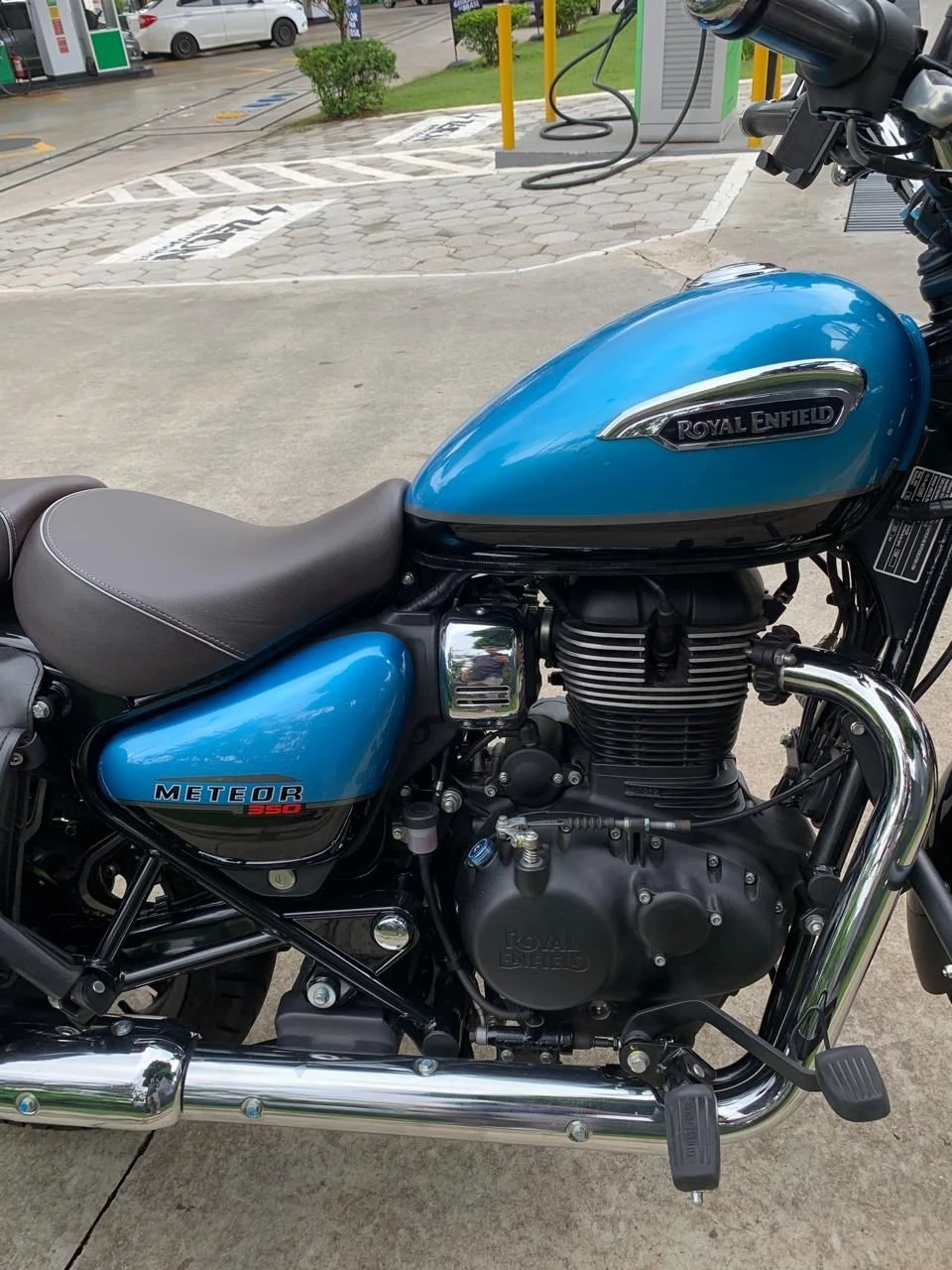 ROYAL ENFIELD CLASSIC 500