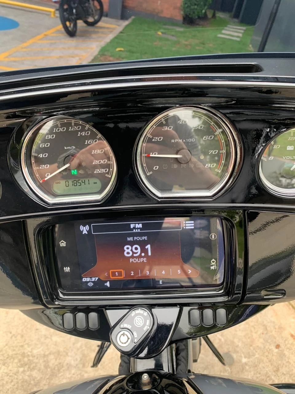 HARLEY-DAVIDSON STREET GLIDE SPECIAL