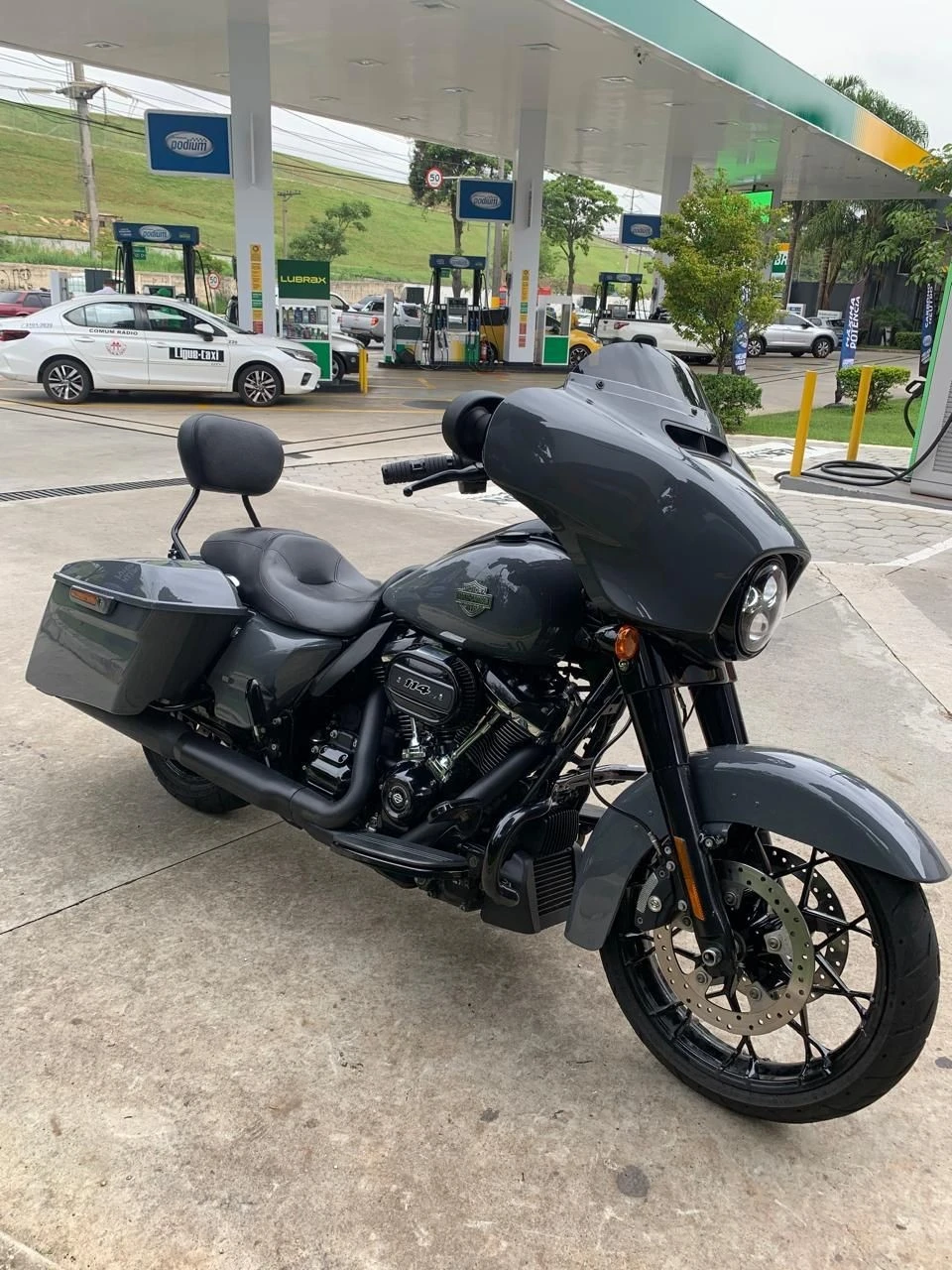 HARLEY-DAVIDSON STREET GLIDE SPECIAL