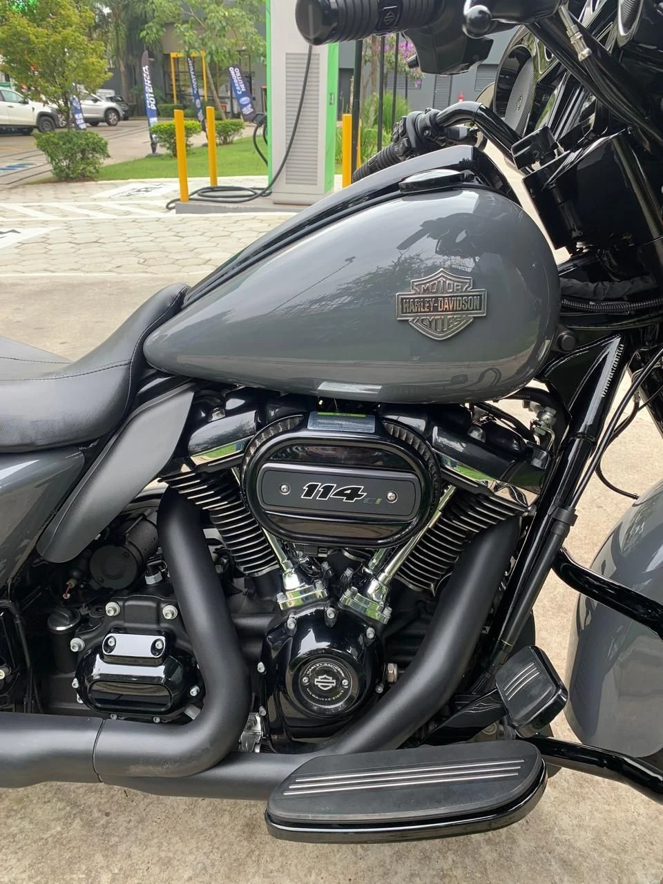 HARLEY-DAVIDSON STREET GLIDE SPECIAL