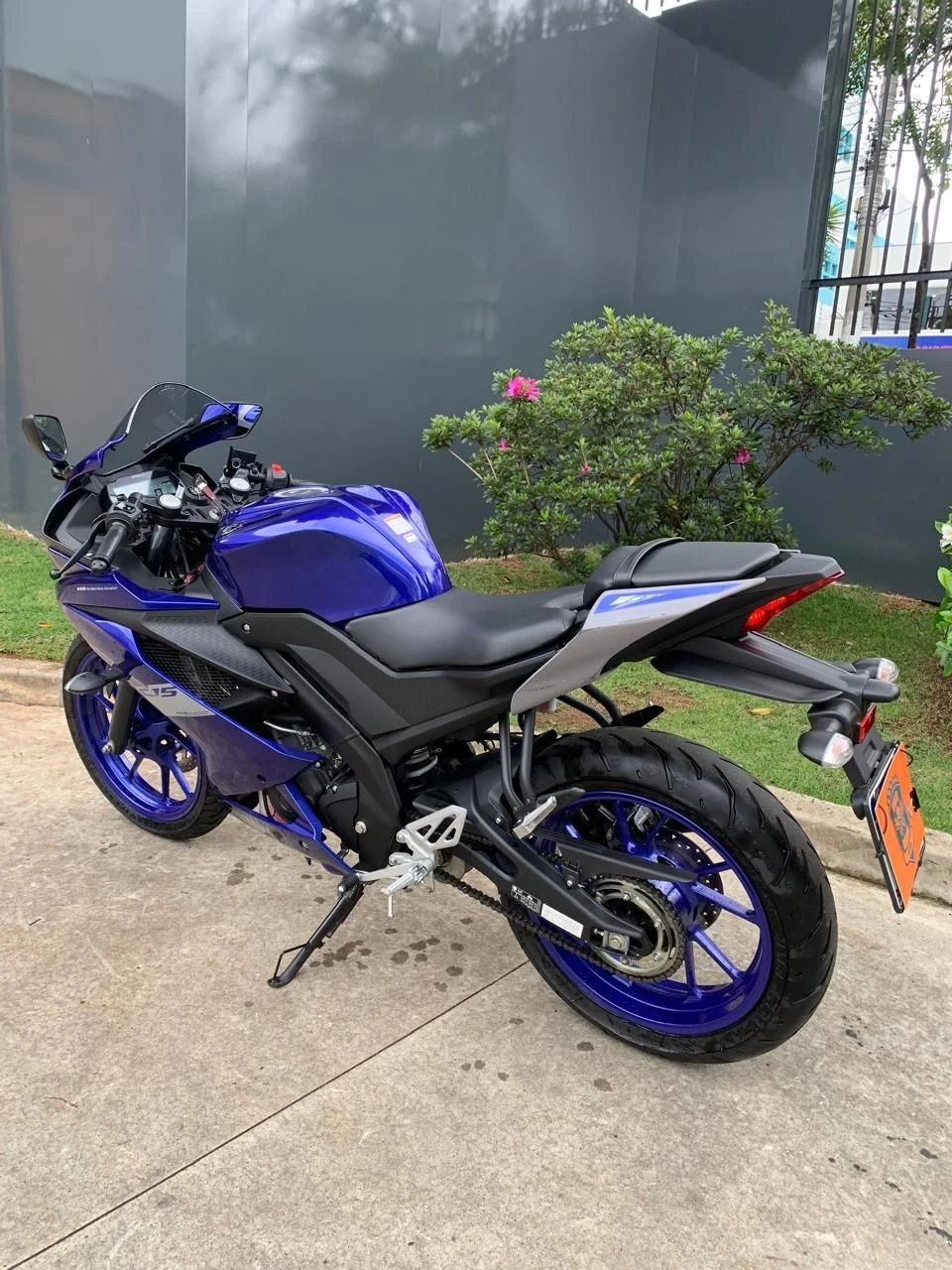 YAMAHA YZF R15
