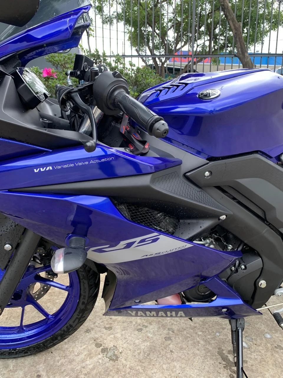 YAMAHA YZF R15