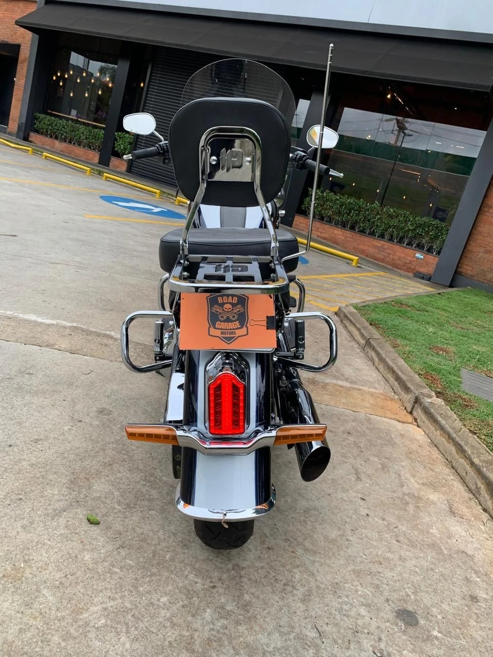 HARLEY-DAVIDSON SOFTAIL DELUXE