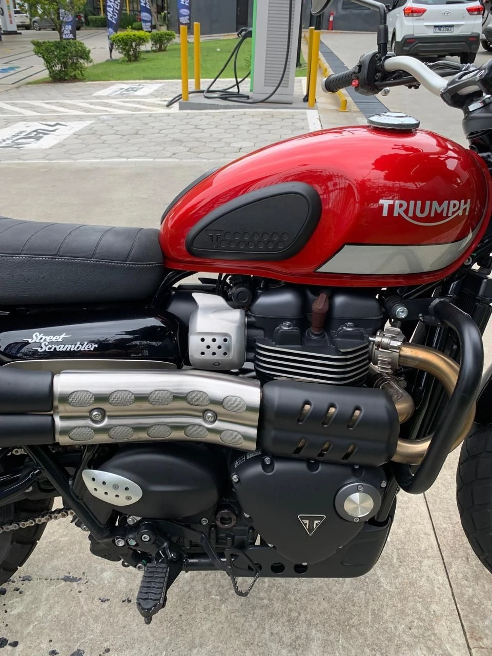 TRIUMPH STREET SCRAMBLER