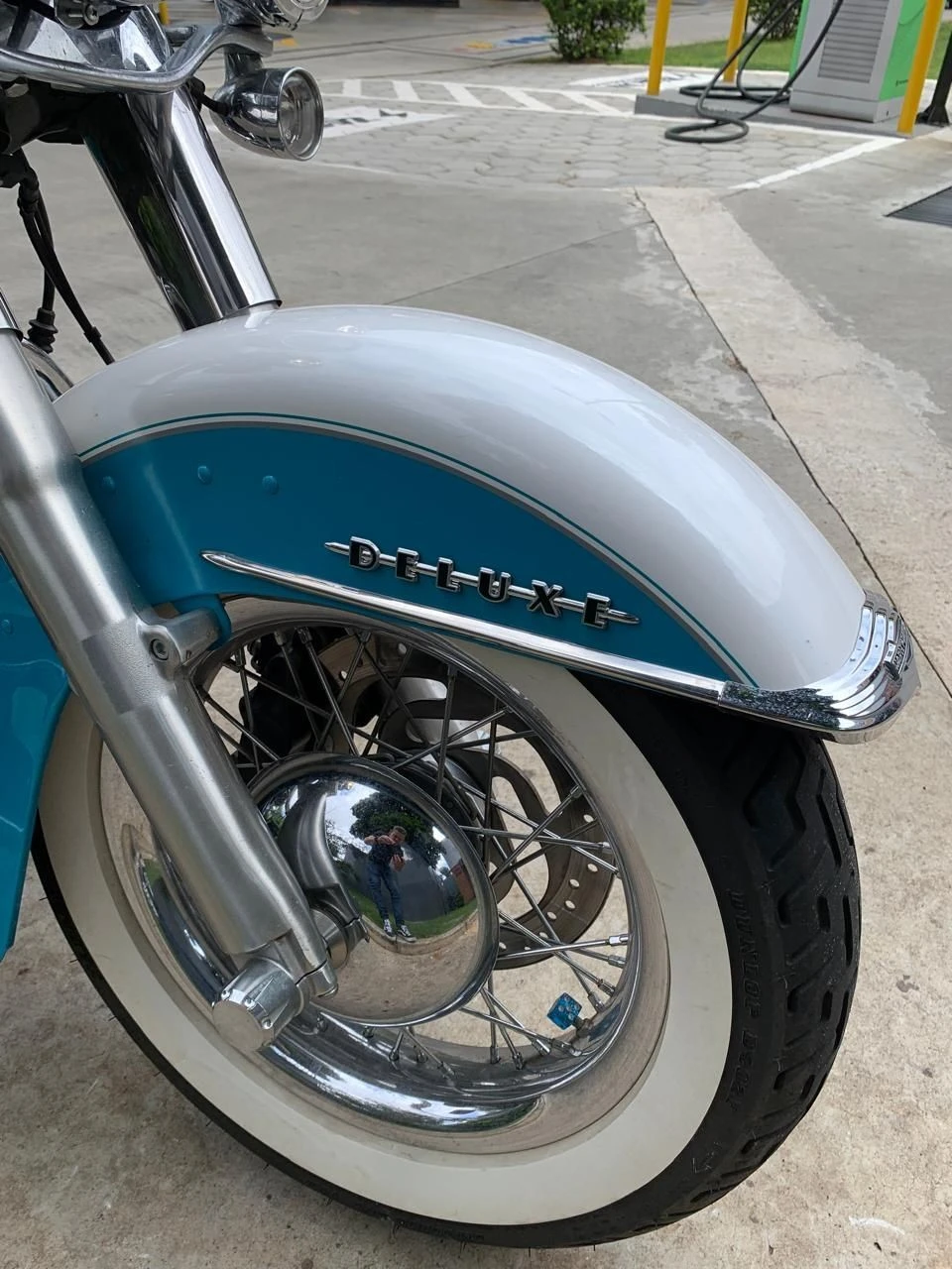 HARLEY-DAVIDSON SOFTAIL DELUXE