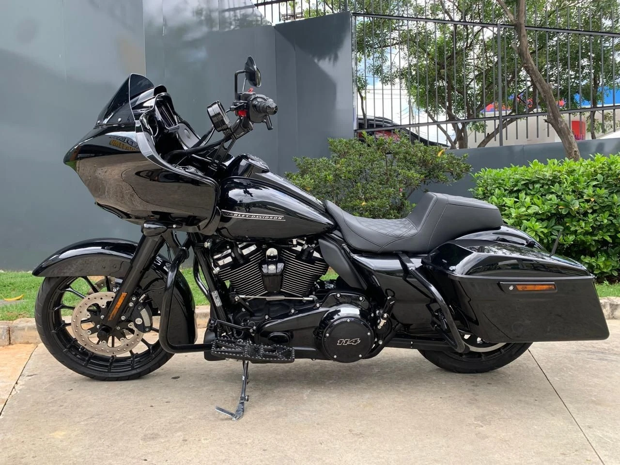 HARLEY-DAVIDSON ROAD GLIDE SPECIAL