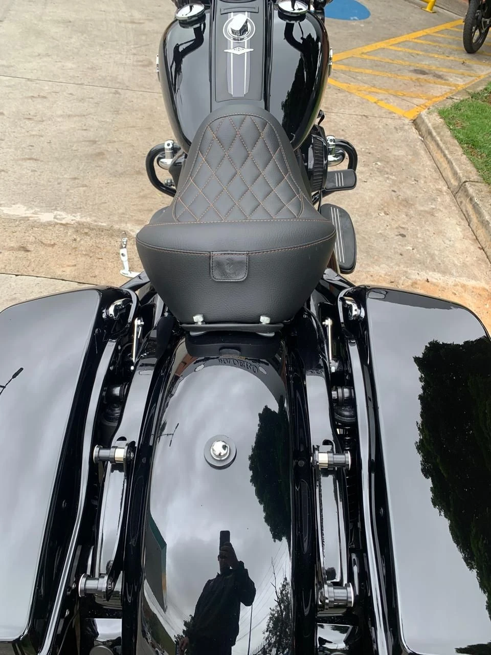 HARLEY-DAVIDSON ROAD KING SPECIAL