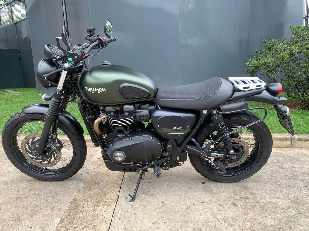 TRIUMPH STREET SCRAMBLER