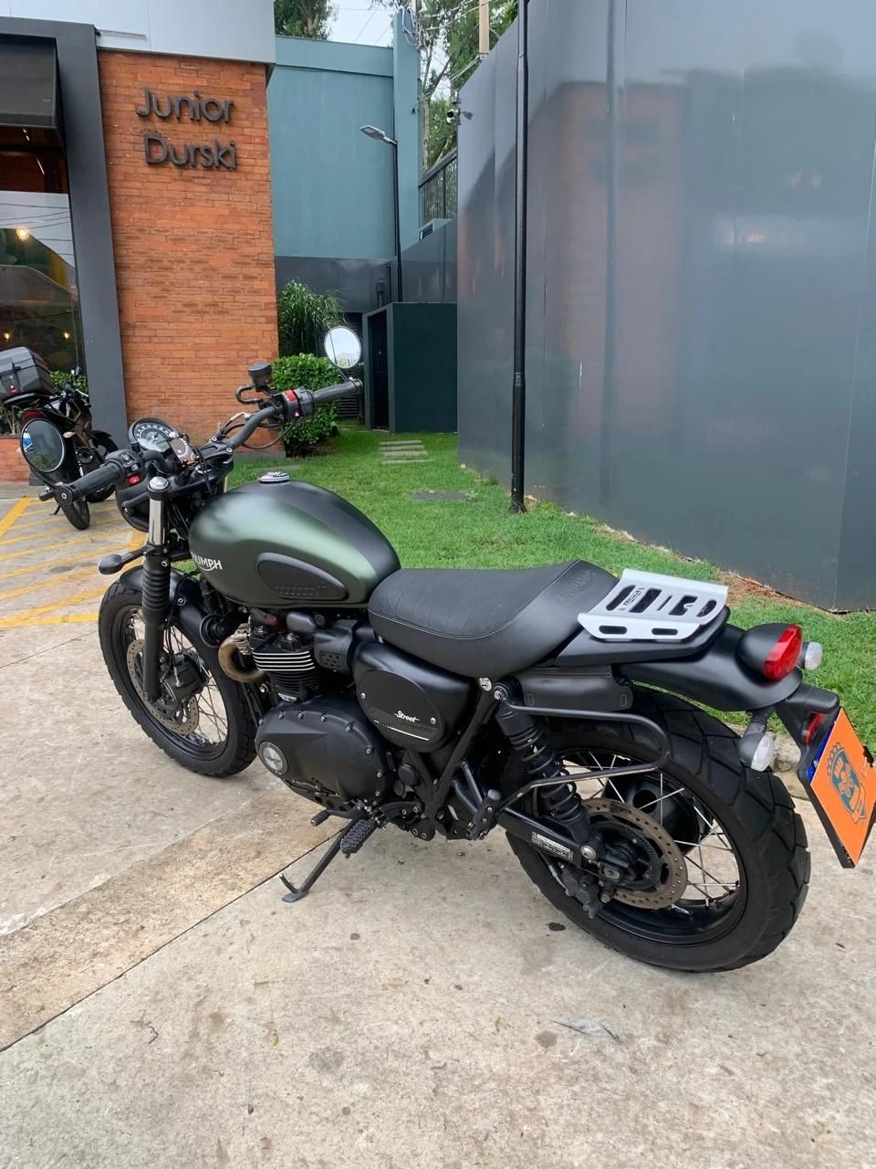 TRIUMPH STREET SCRAMBLER