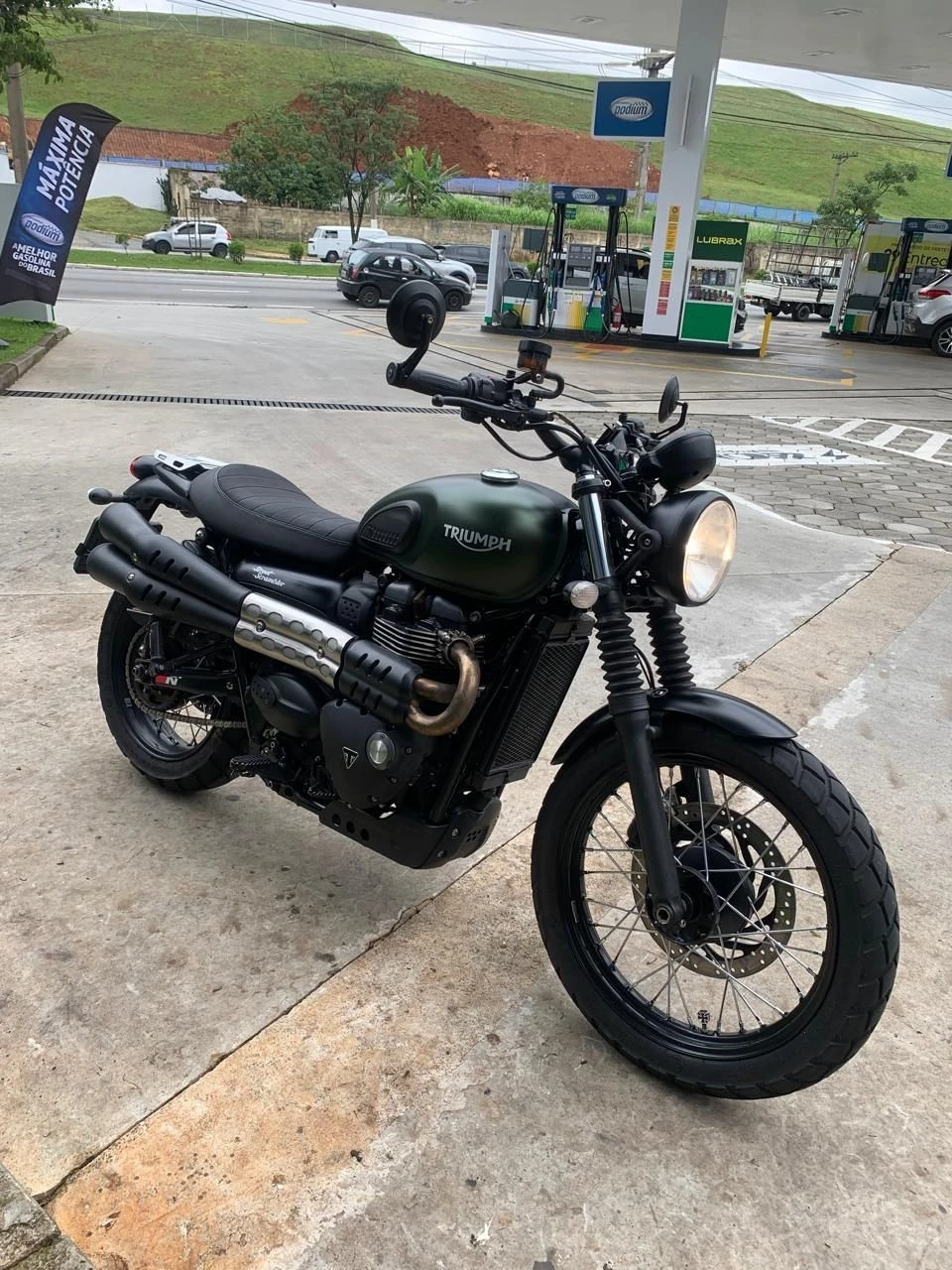 TRIUMPH STREET SCRAMBLER
