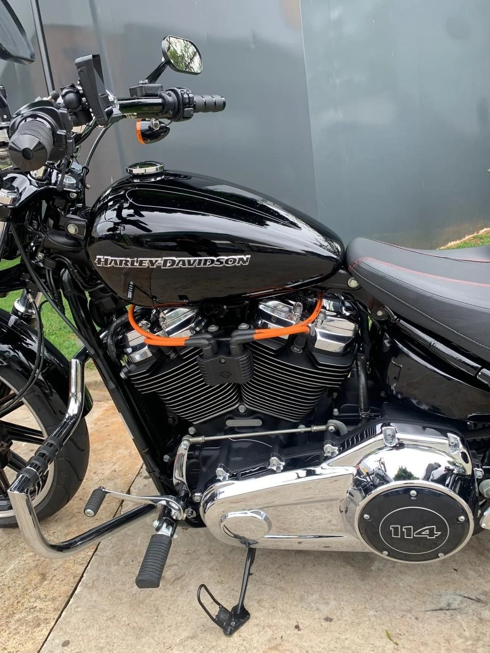 HARLEY-DAVIDSON SOFTAIL BREAKOUT