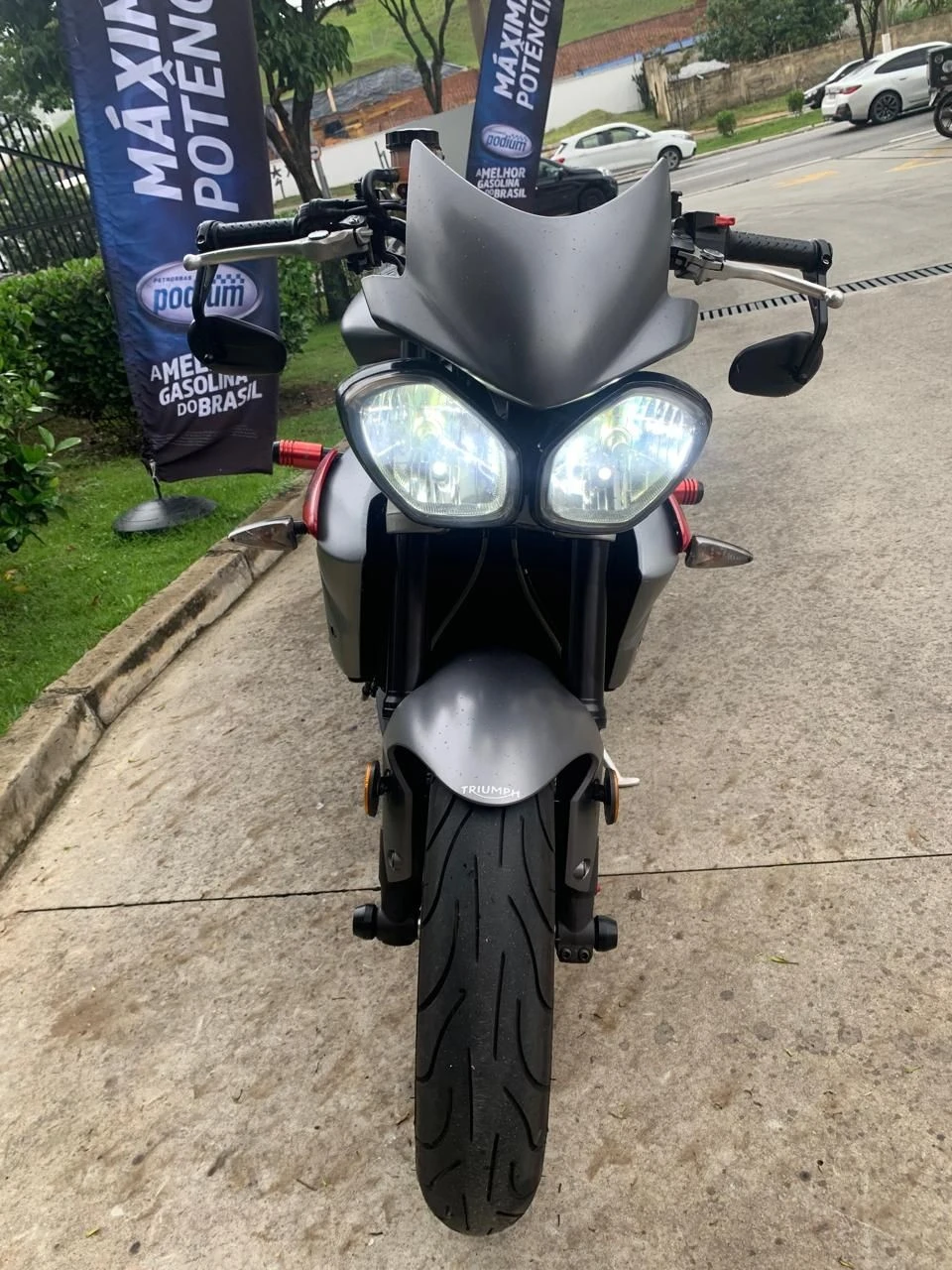 TRIUMPH STREET TRIPLE R ABS