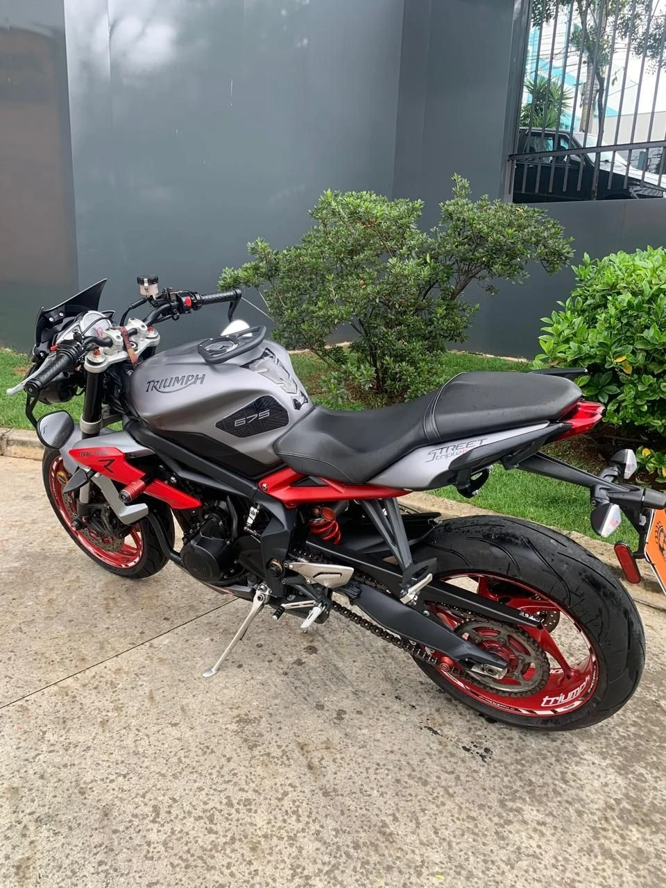 TRIUMPH STREET TRIPLE R ABS