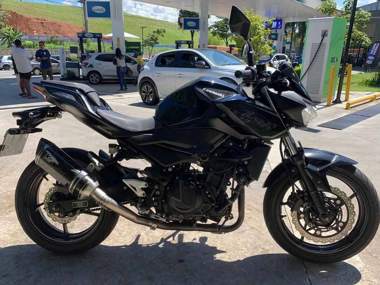 KAWASAKI Z400
