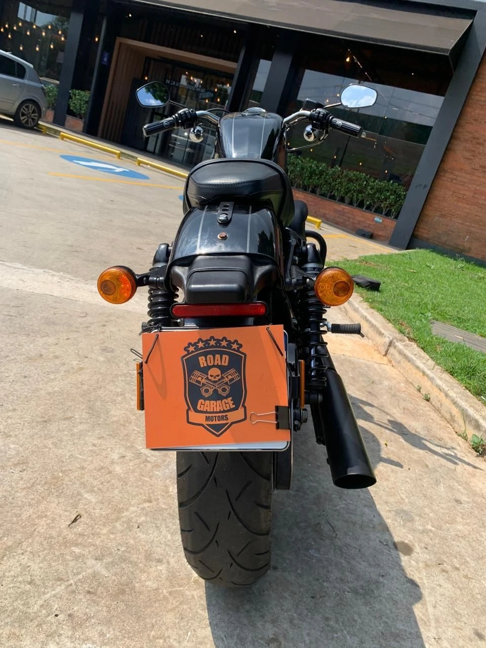 HARLEY-DAVIDSON SPORTSTER ROADSTER