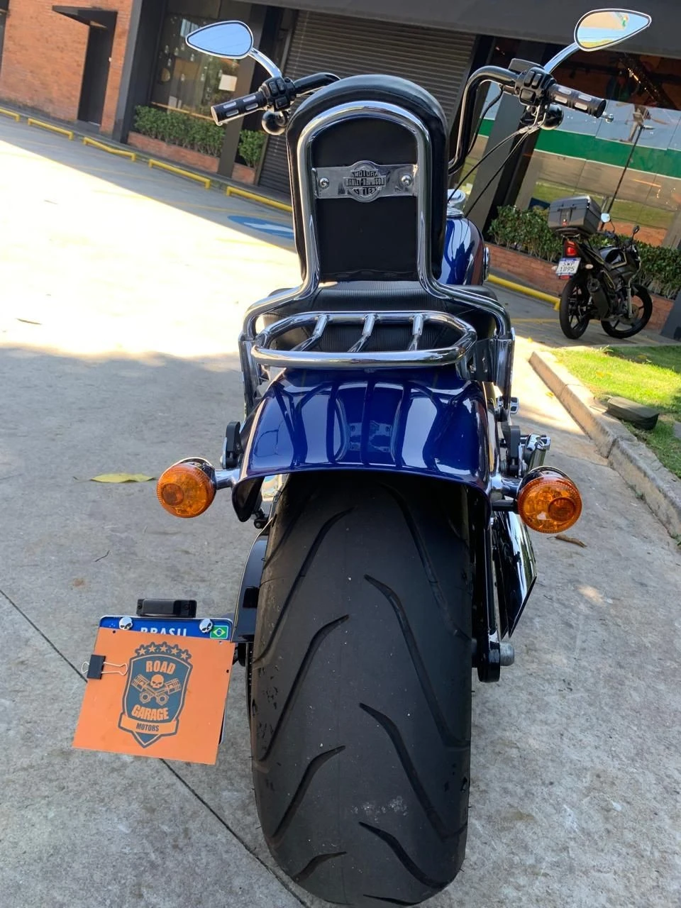 HARLEY-DAVIDSON SOFTAIL BREAKOUT