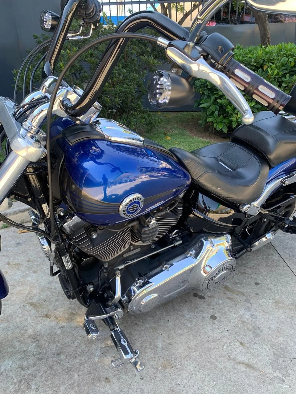 HARLEY-DAVIDSON SOFTAIL BREAKOUT