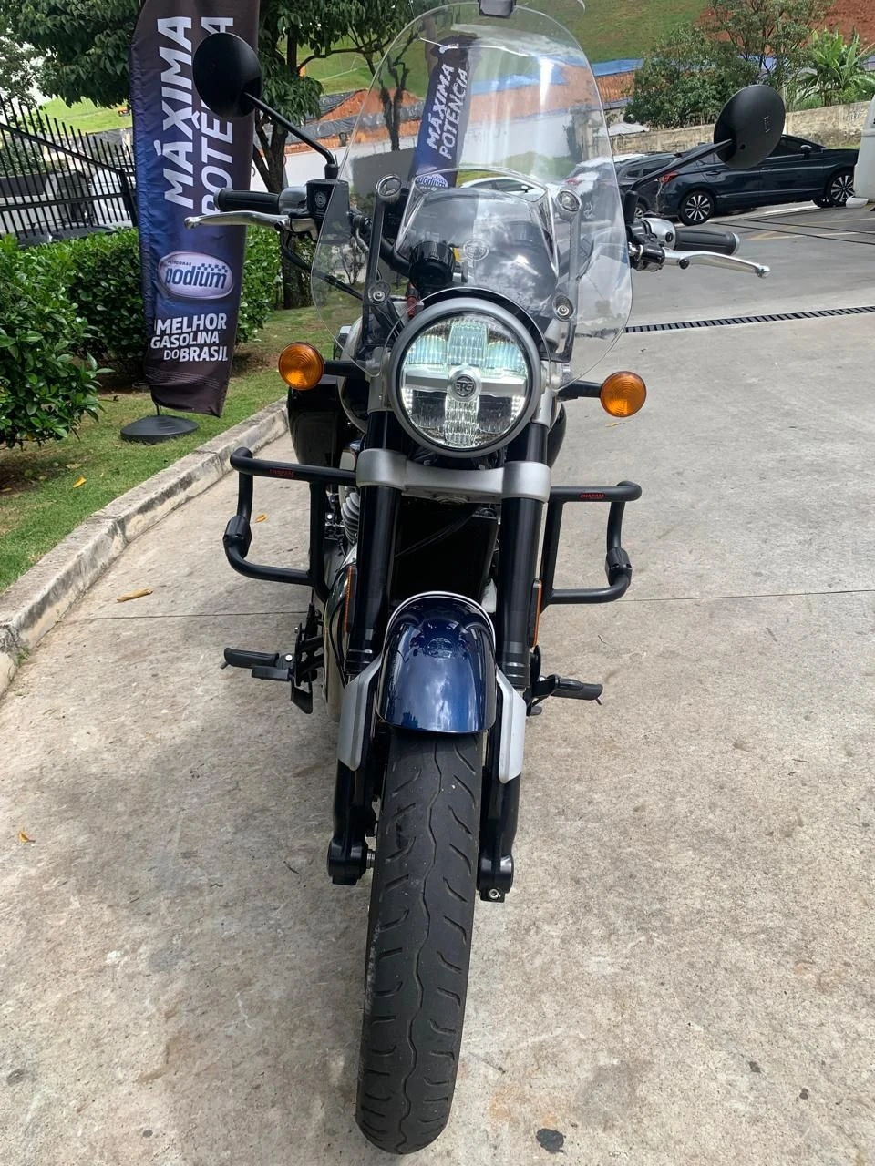 ROYAL ENFIELD SUPER METEOR 650