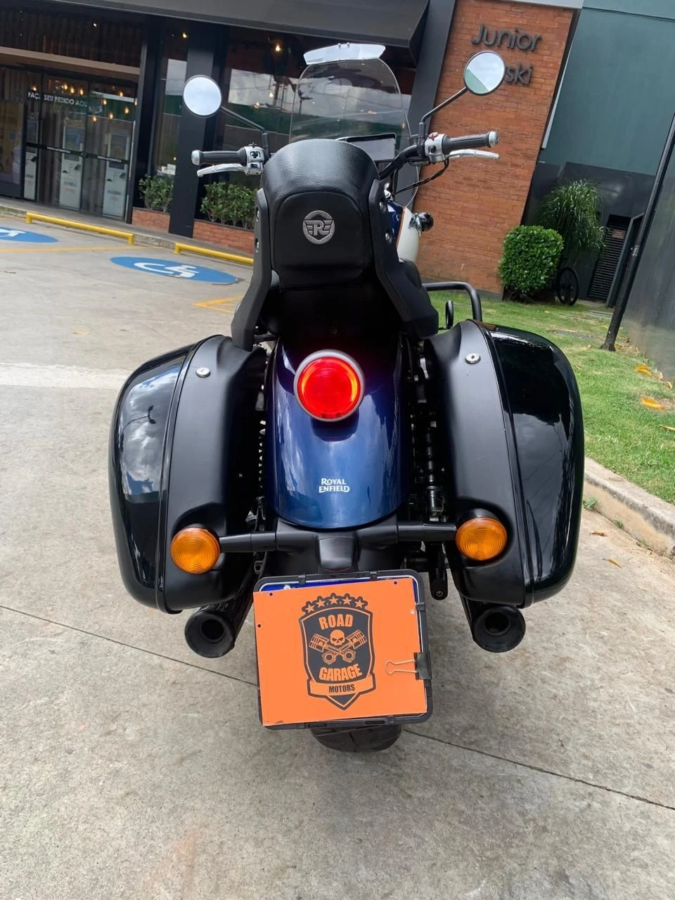 ROYAL ENFIELD SUPER METEOR 650