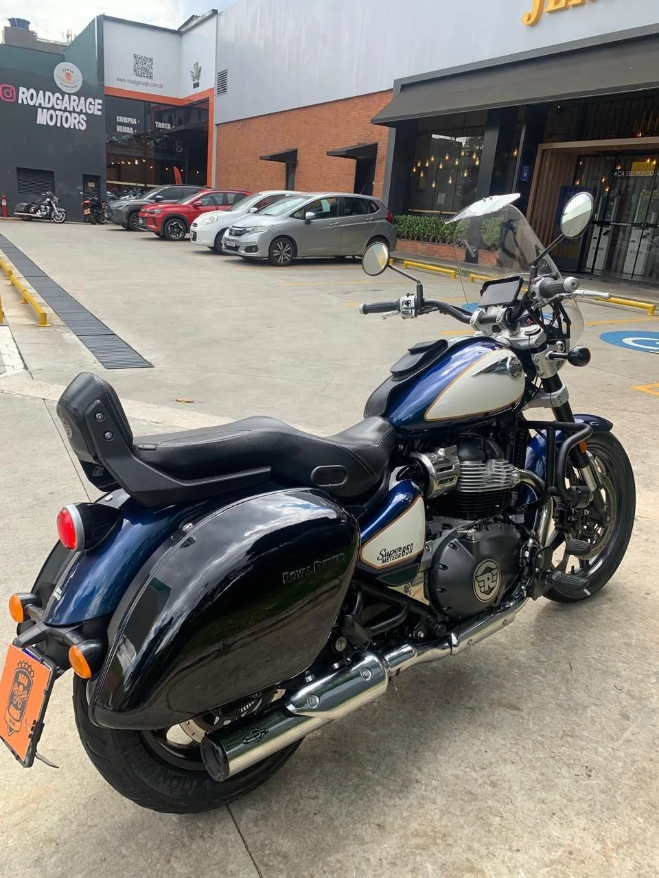 ROYAL ENFIELD SUPER METEOR 650