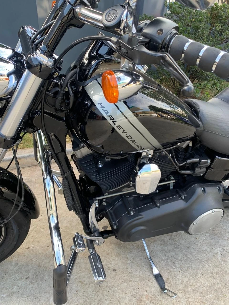 HARLEY-DAVIDSON DYNA FAT BOB