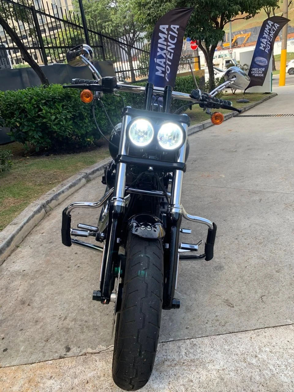 HARLEY-DAVIDSON DYNA FAT BOB