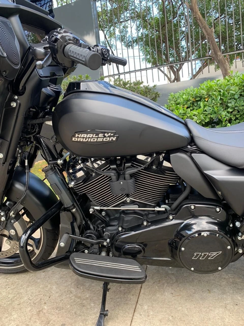 HARLEY-DAVIDSON STREET GLIDE SPECIAL