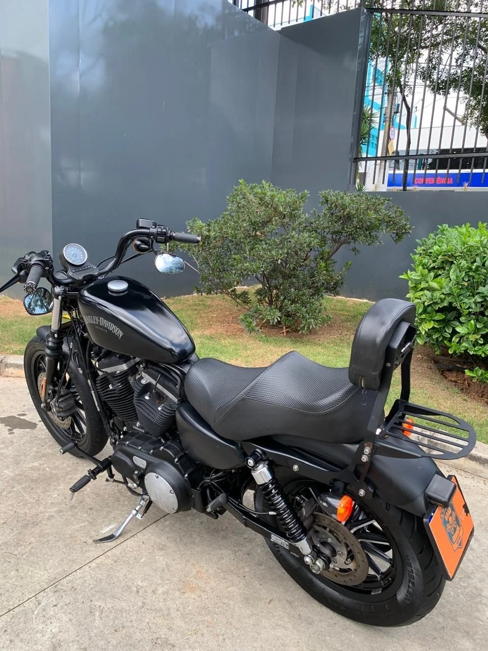 HARLEY-DAVIDSON SPORTSTER XL 883 N IRON