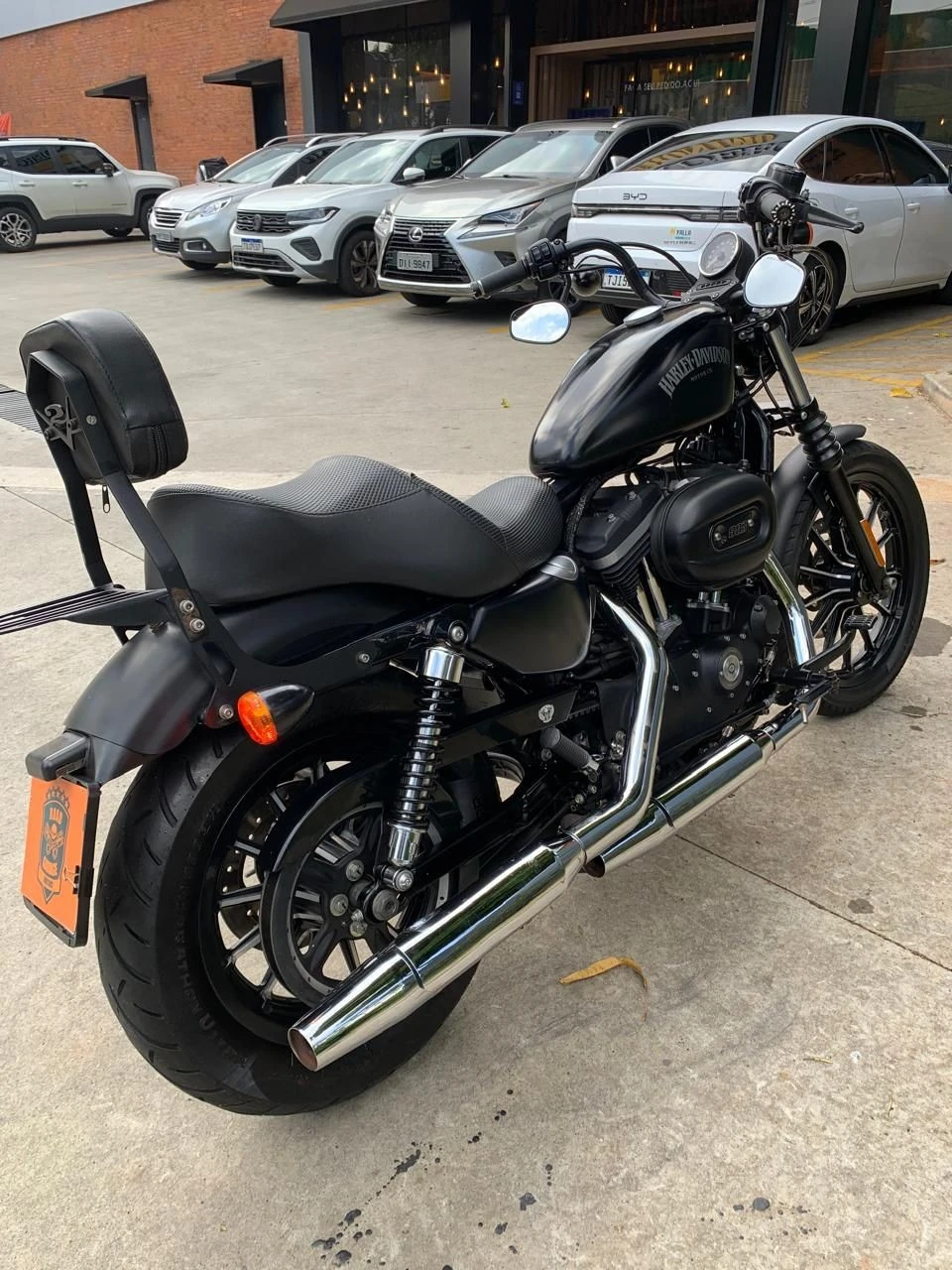 HARLEY-DAVIDSON SPORTSTER XL 883 N IRON