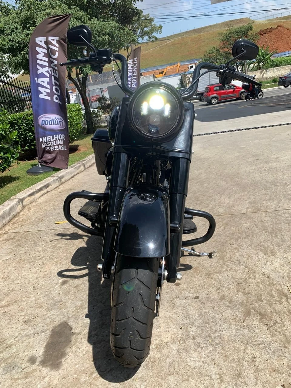 HARLEY-DAVIDSON ROAD KING SPECIAL