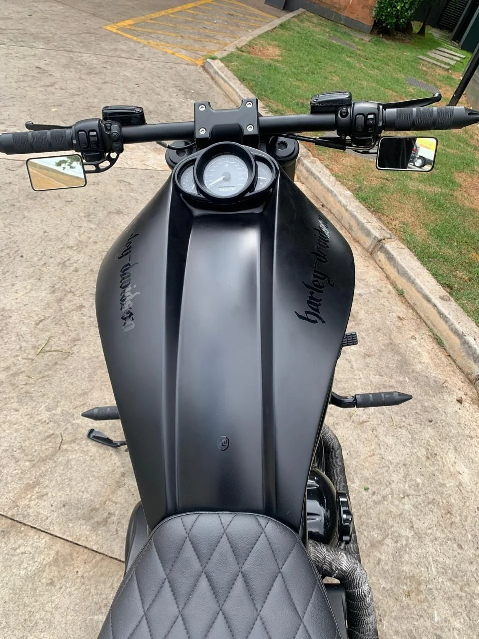 HARLEY-DAVIDSON V ROD NIGHT ROD ESPECIAL